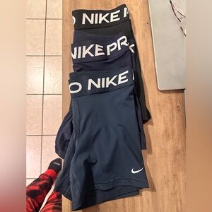Nike 365’s 5 inch shorts
